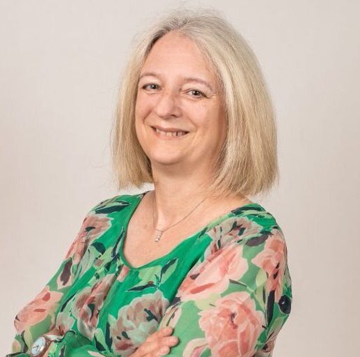 Danuta-Mossakowska-–-Earnshaw